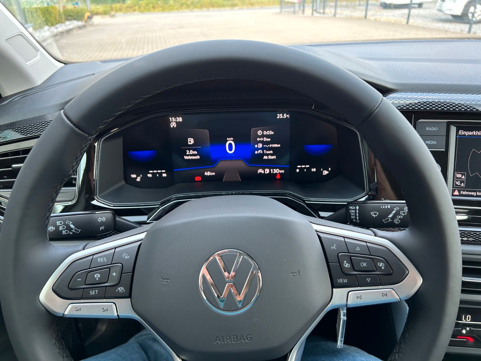 Volkswagen Taigo Life 1.0 TSI - Samsaru's Car Outlet
