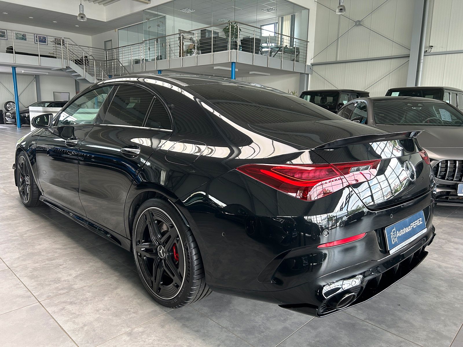 Mercedes-Benz CLA 35 AMG 4M - Samsaru's Car Outlet