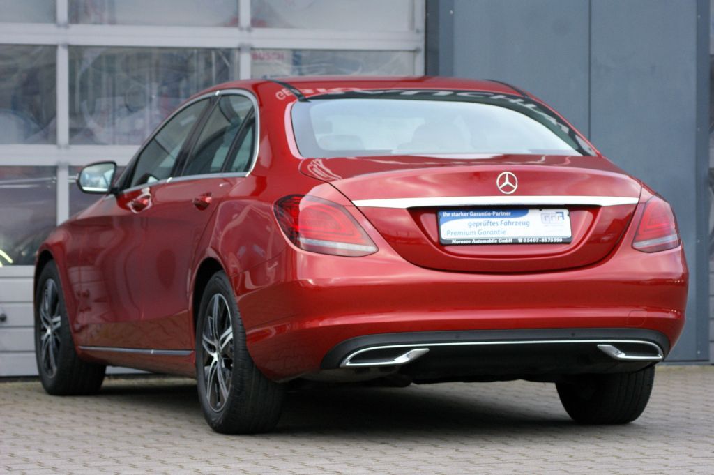 Mercedes-Benz C 200 d Avantgarde - Samsaru's Car Outlet