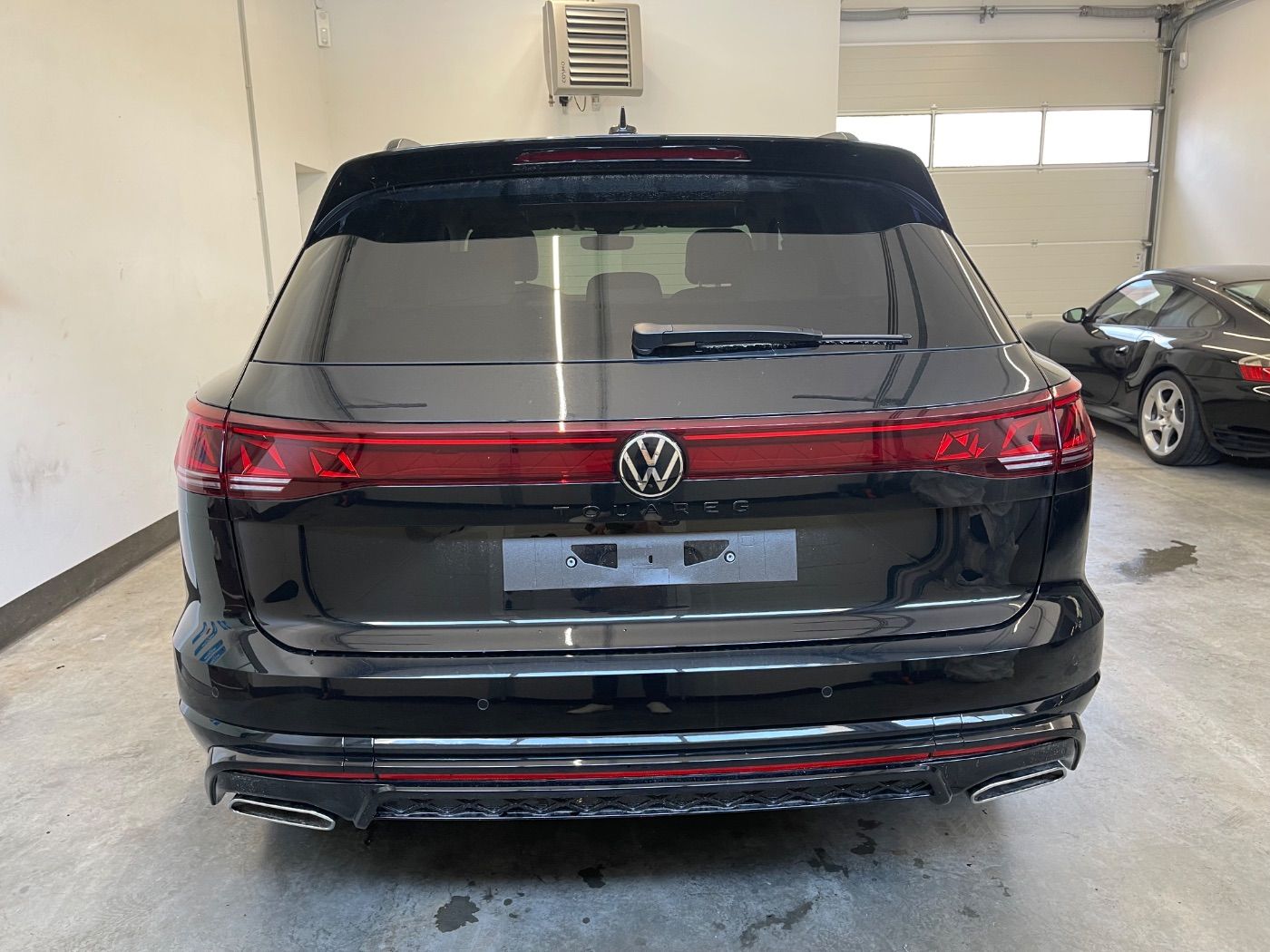 Volkswagen Touareg 3.0 TDI 4Motion R-Line Final Edition