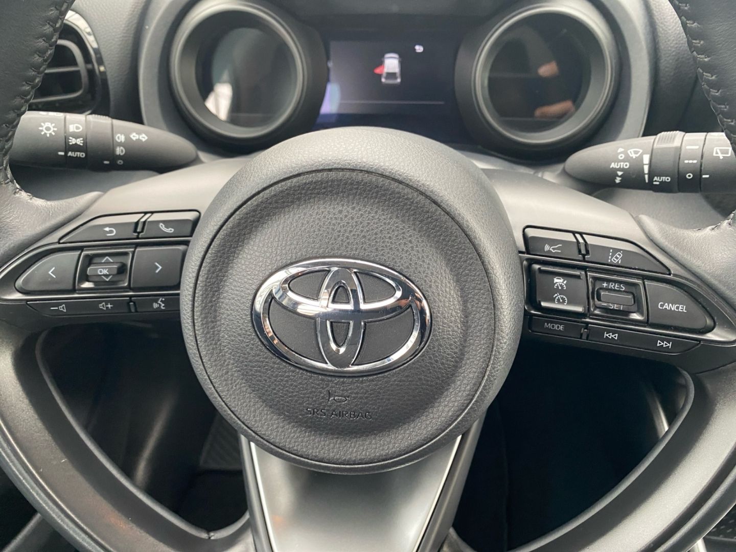 Toyota Yaris Hybrid 1.5 VVT-i - Samsaru's Car Outlet