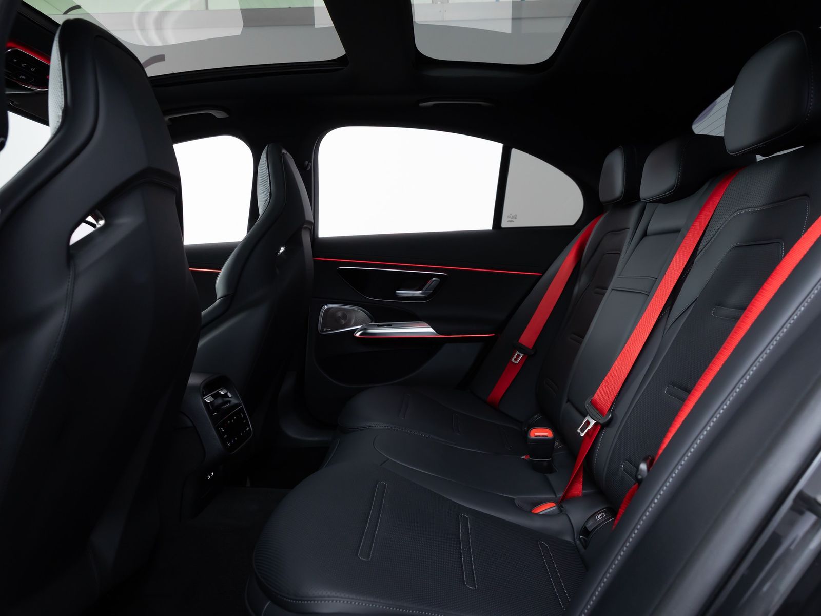 Mercedes-Benz E 53 AMG - Samsaru's Car Outlet