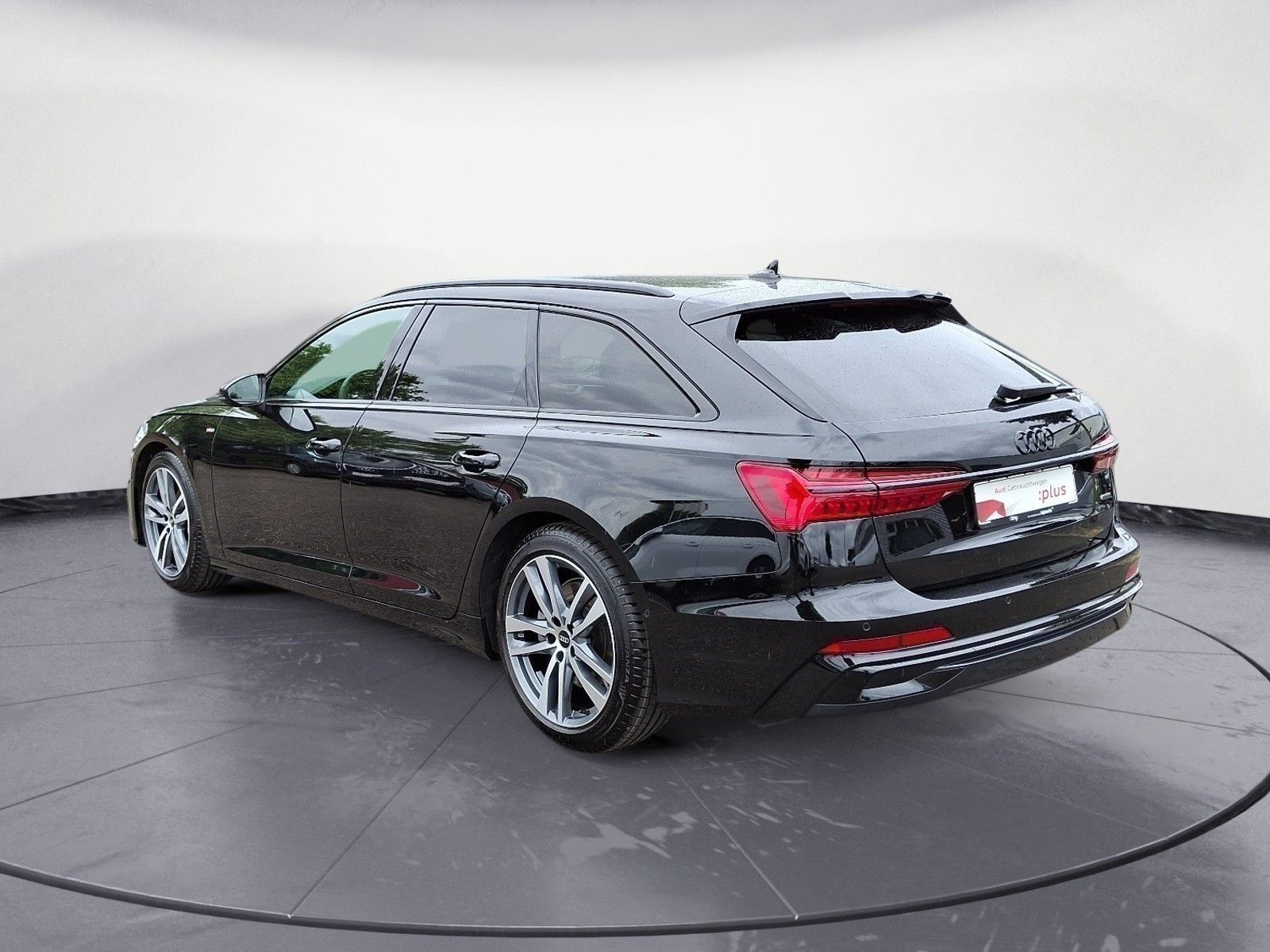 Audi A6 Avant 45 TDI quattro S tronic S line AHK HUD
