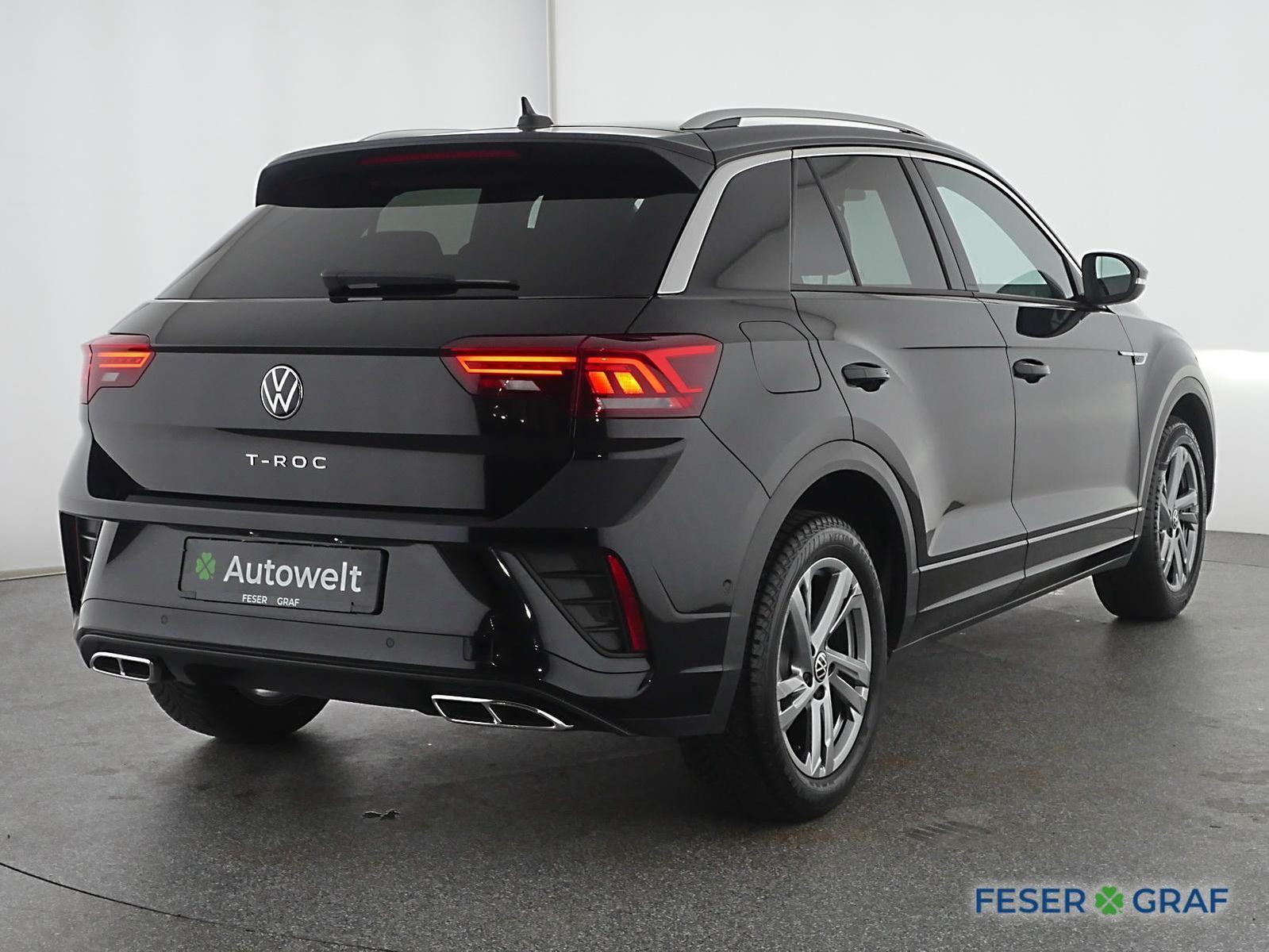 Volkswagen T-Roc 1.0 TSI R-Line - Samsaru's Car Outlet