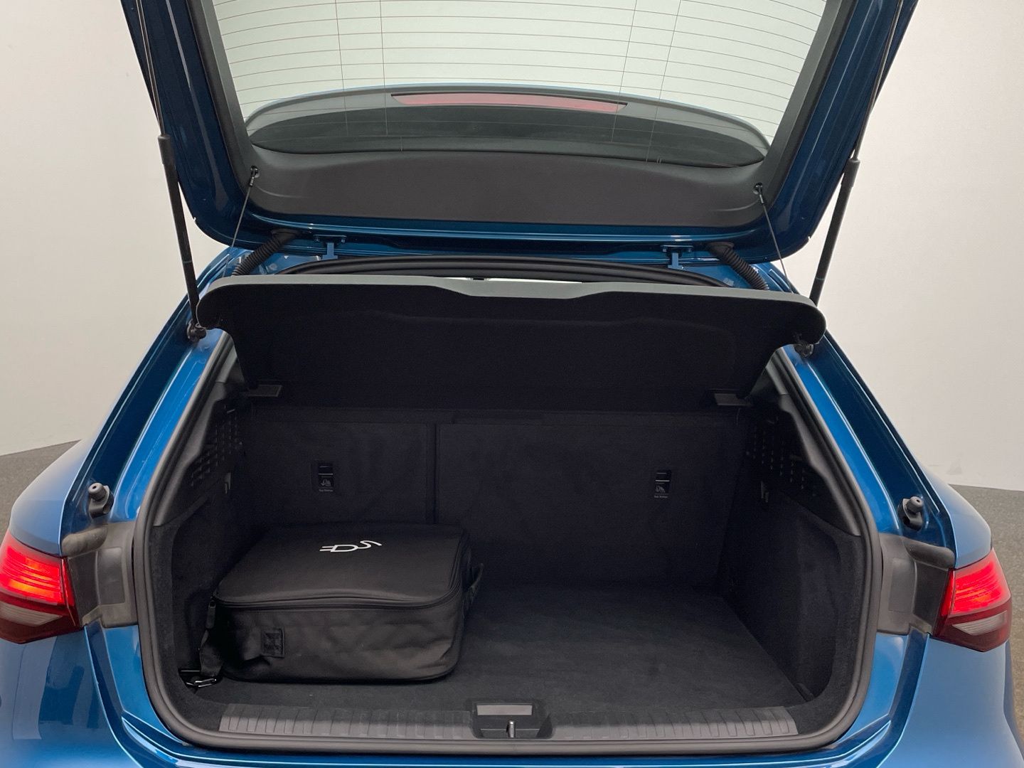 Audi A3 Sportback 40 TFSI e S tronic MMI LED