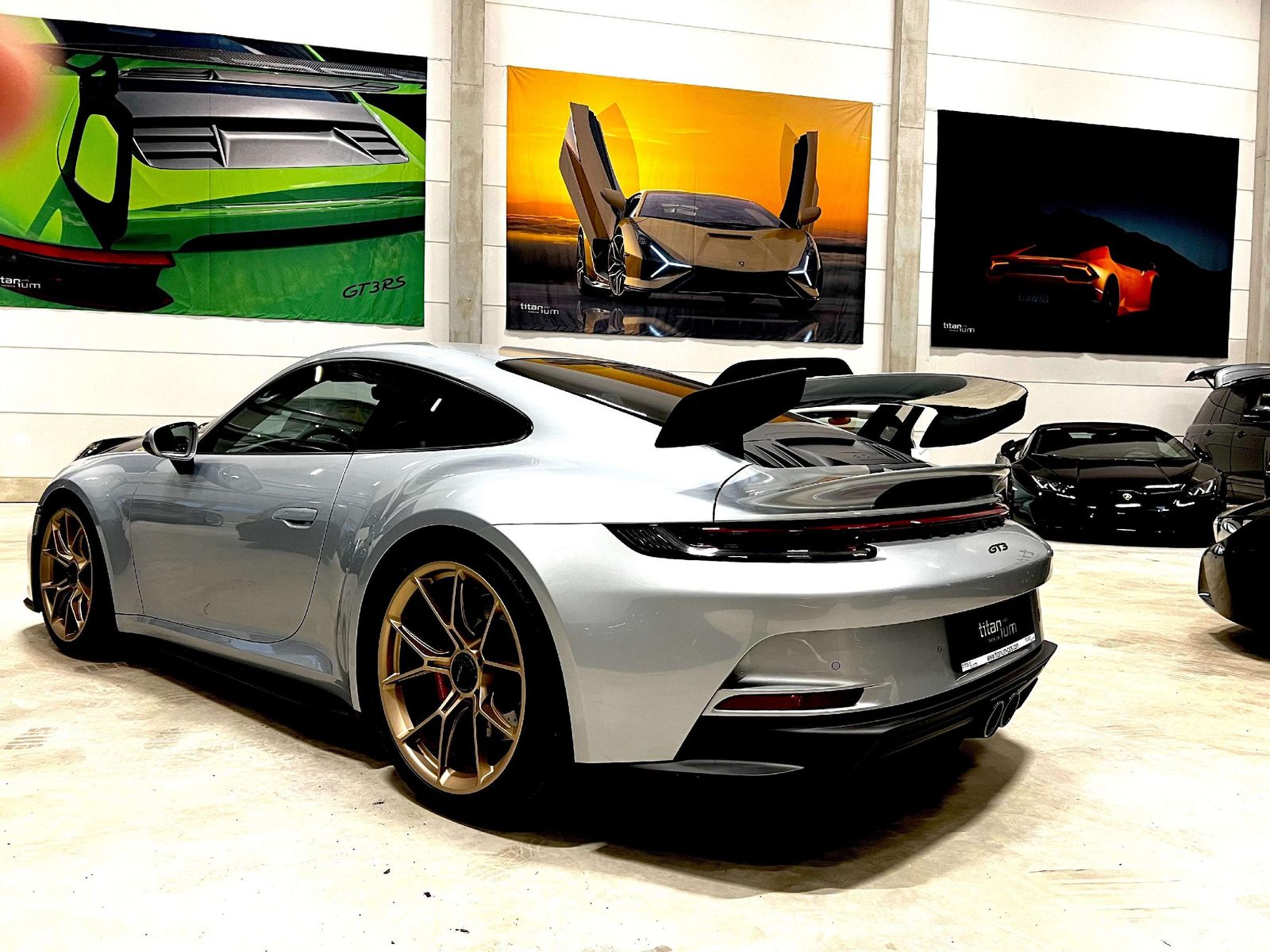 Porsche 911 992 GT3 Clubsport - Samsaru's Car Outlet