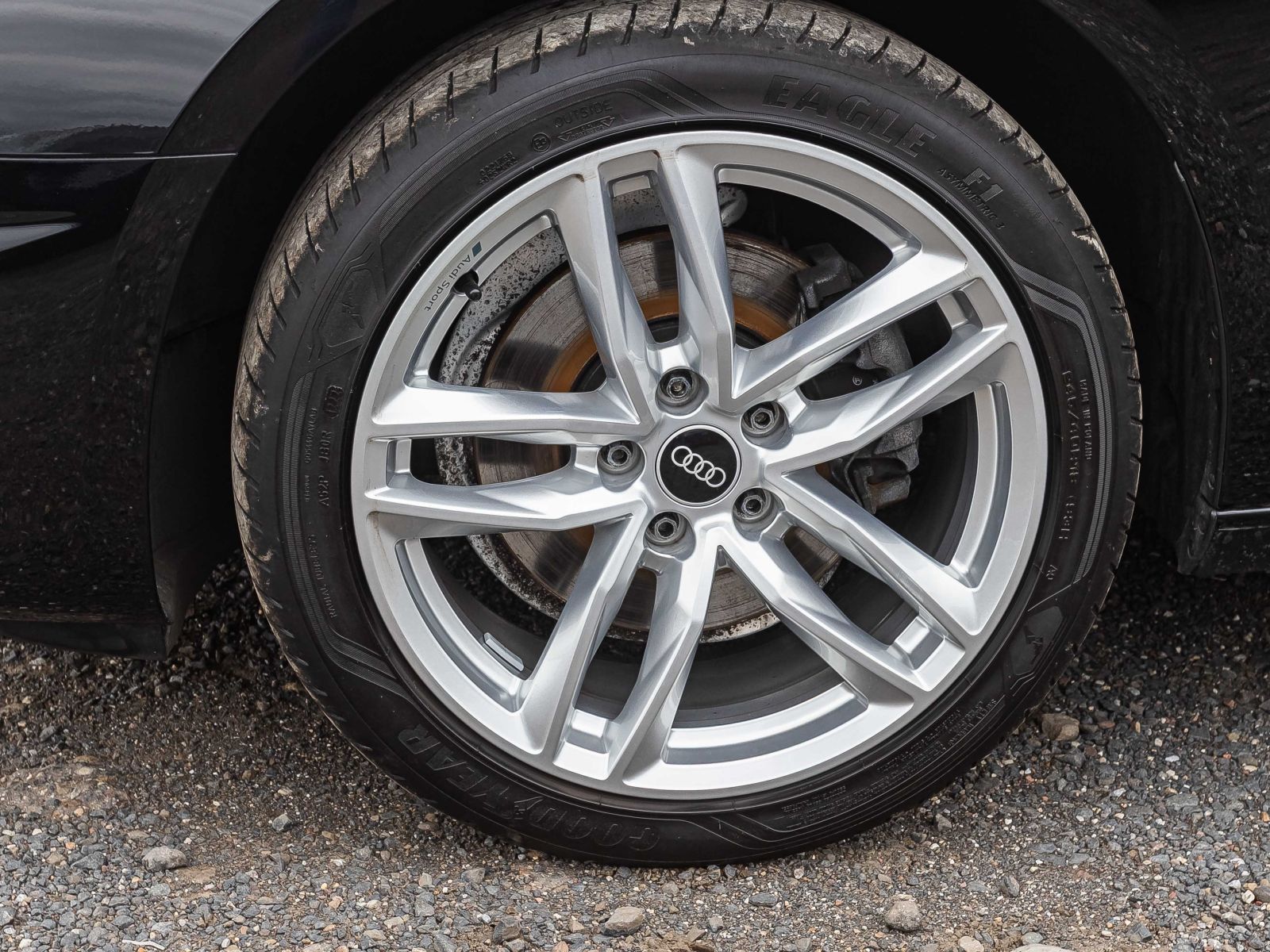 Audi A4 Avant 35TFSI Stronic - Samsaru's Car Outlet
