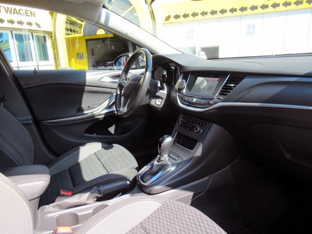 Opel Astra ST 1.5D Aut. Business - Samsaru's Car Outlet