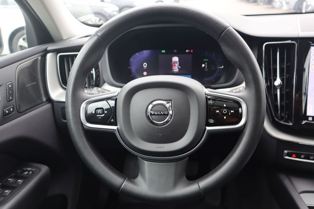 Volvo XC60 T6 AWD Recharge Plus Bright|NAVI|AHK|360CAM