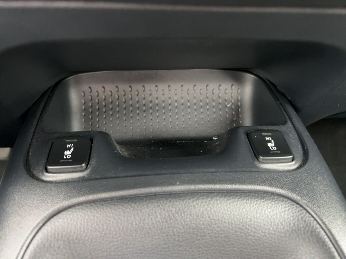 Toyota Corolla Hybrid Club - Samsaru's Car Outlet