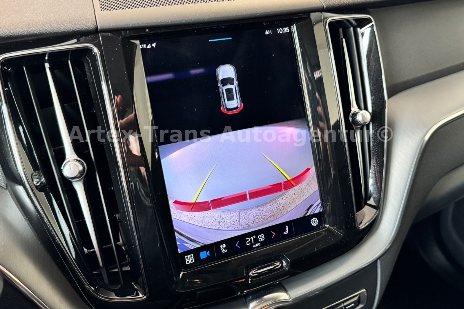 Volvo XC60 Inscription AWD/NAV/SHZ/PANO/KAMERA/AHK/H&K