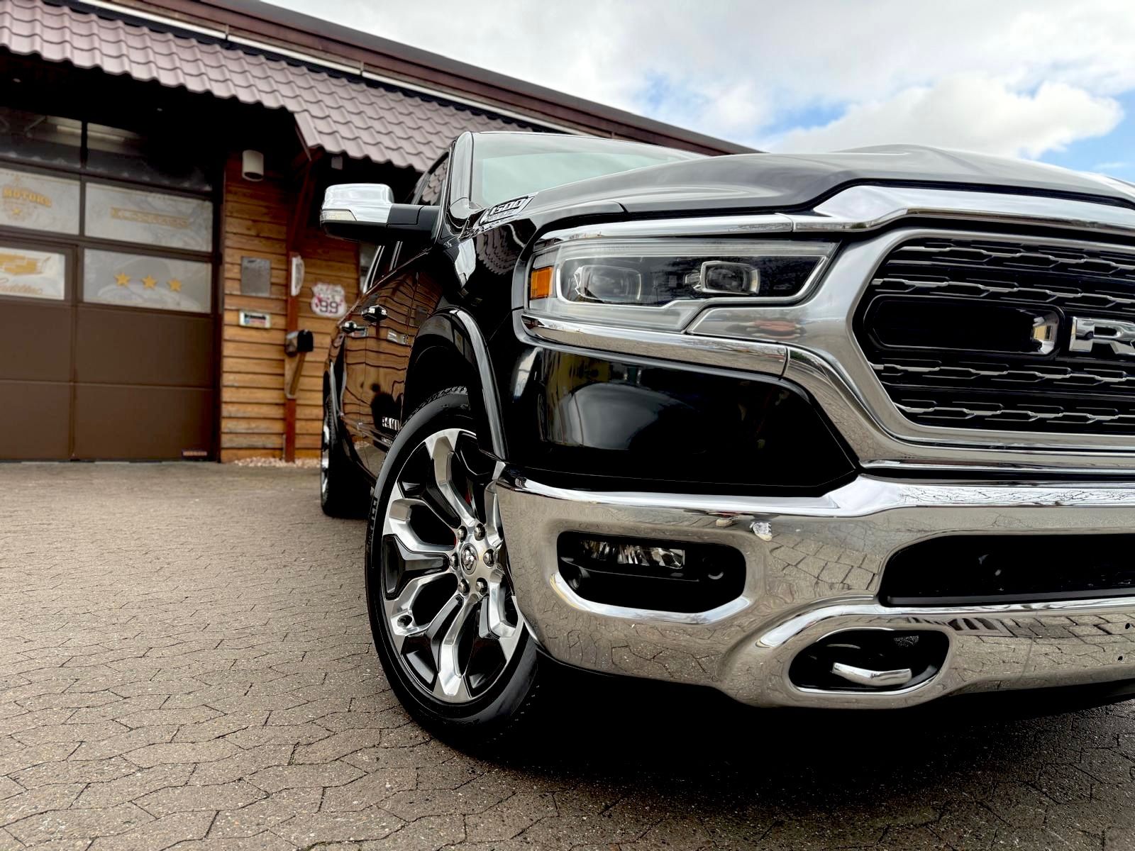 Dodge CLEAN-CARFAX*LIMITED*LUFT*AHK*RAMBOX*360°KAMERA*