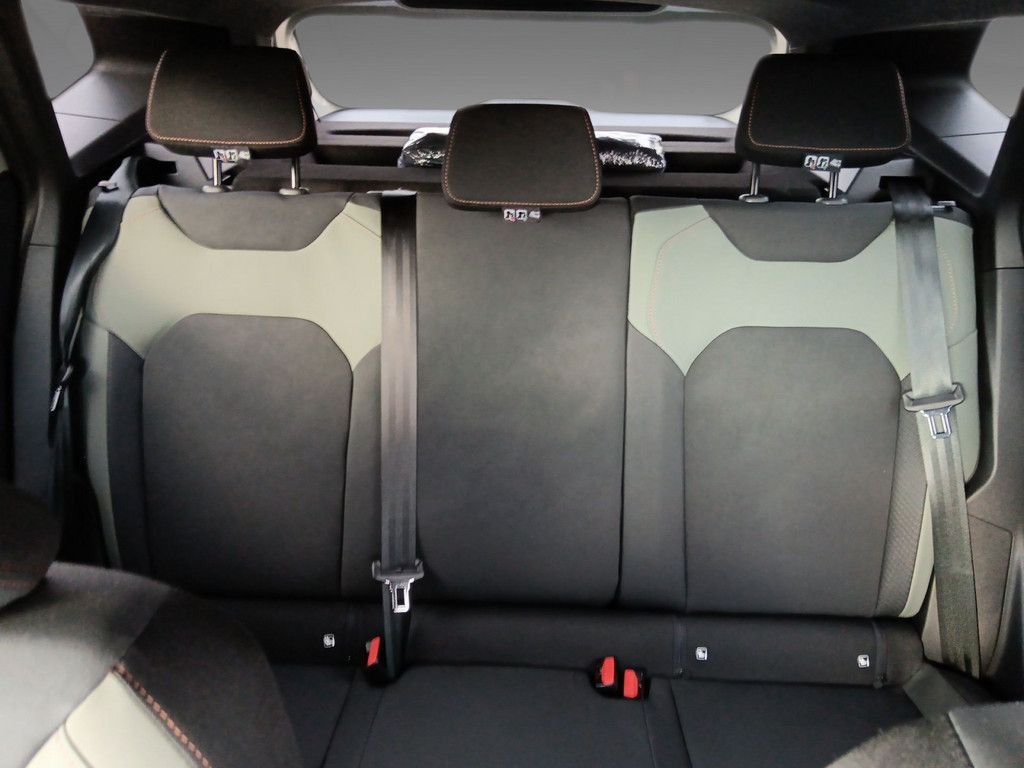 Dacia Duster Extreme Hybrid 140 - Samsaru's Car Outlet
