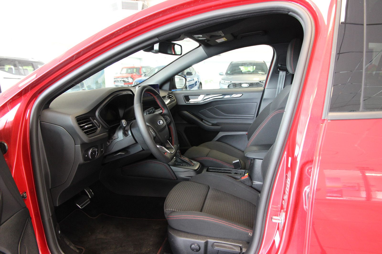 Ford Focus Turnier ST-Line X 18"ALU/KONTRAST/LED/ACC