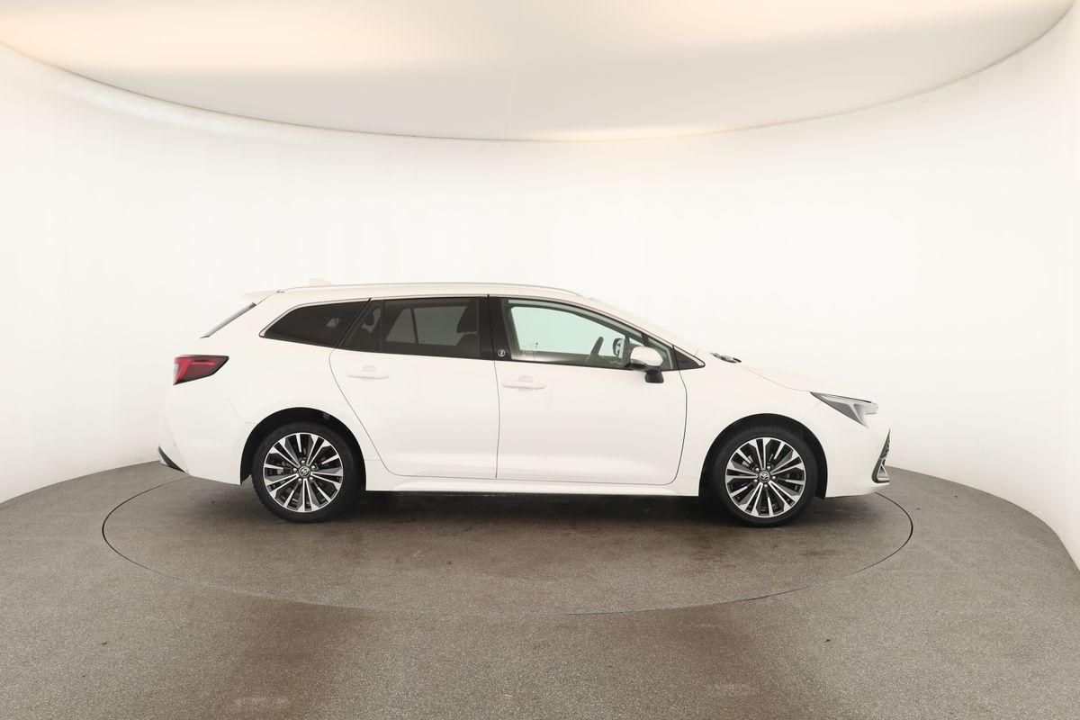 Toyota Corolla Touring Sports 1.8 CVT Team D Navi Kam