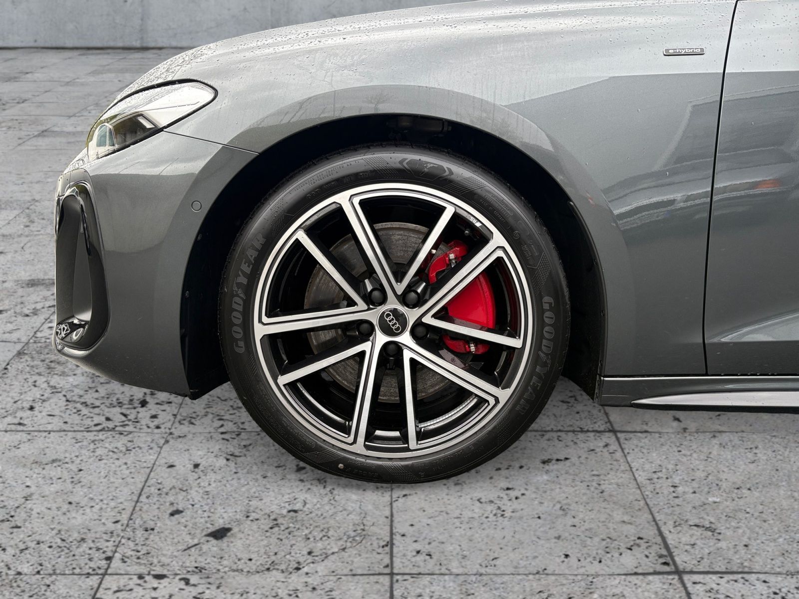 Audi A5 Lim e-hybrid 220kW S-LINE MATRIX+B&O+ACC+PANO