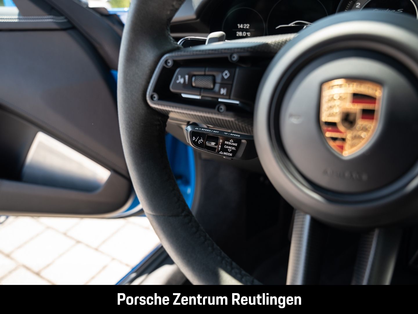 Porsche 992 911 Turbo S Burmester InnoDrive HA-Lenkung