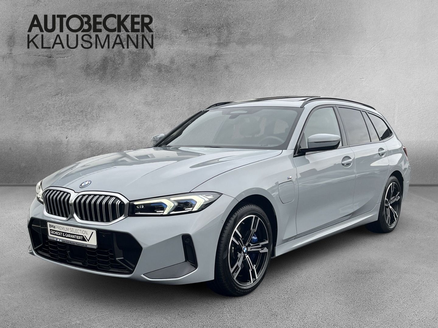 BMW 330 e xDRIVE TOURING M SPORT 18''LC PROF PANO AH