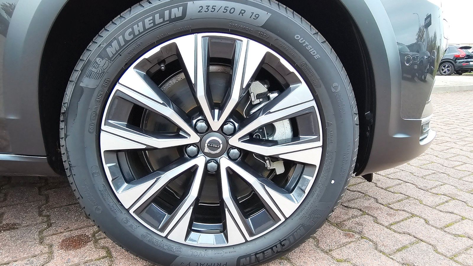 Volvo V90 Cross Country B4 D AWD Plus Auto