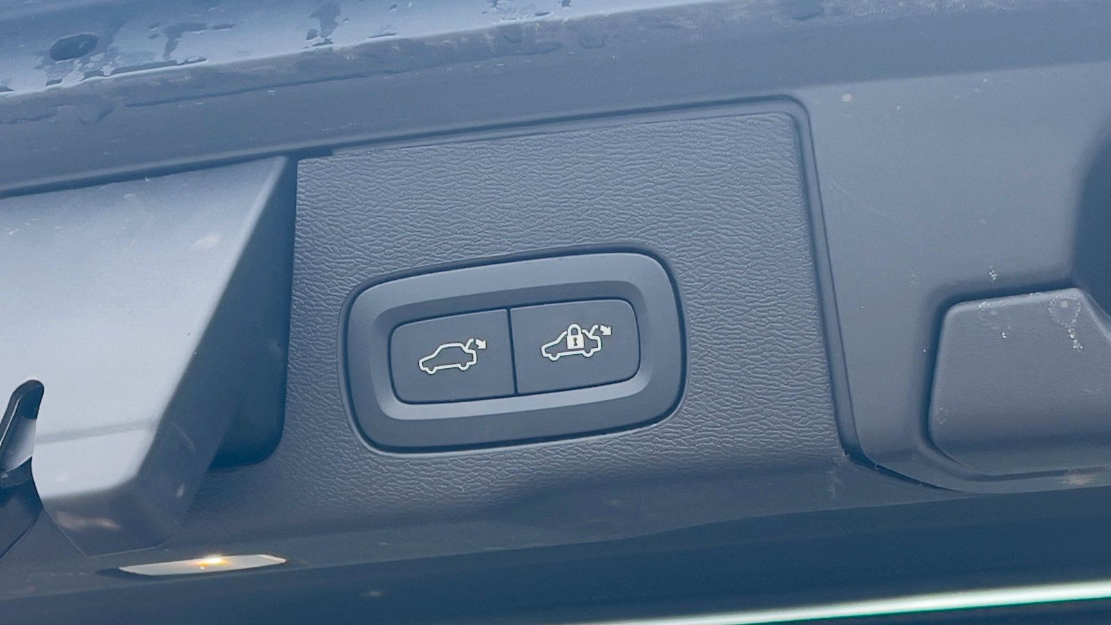 Volvo XC60 B5 D Ultimate Bright AWD*AHK*STHZG*Massage*