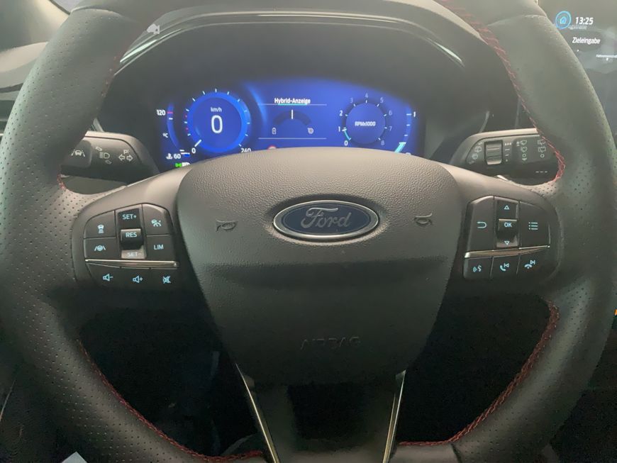 Ford Focus Turnier 1.0 EcoBoost Hybrid Aut. ST-LINE X