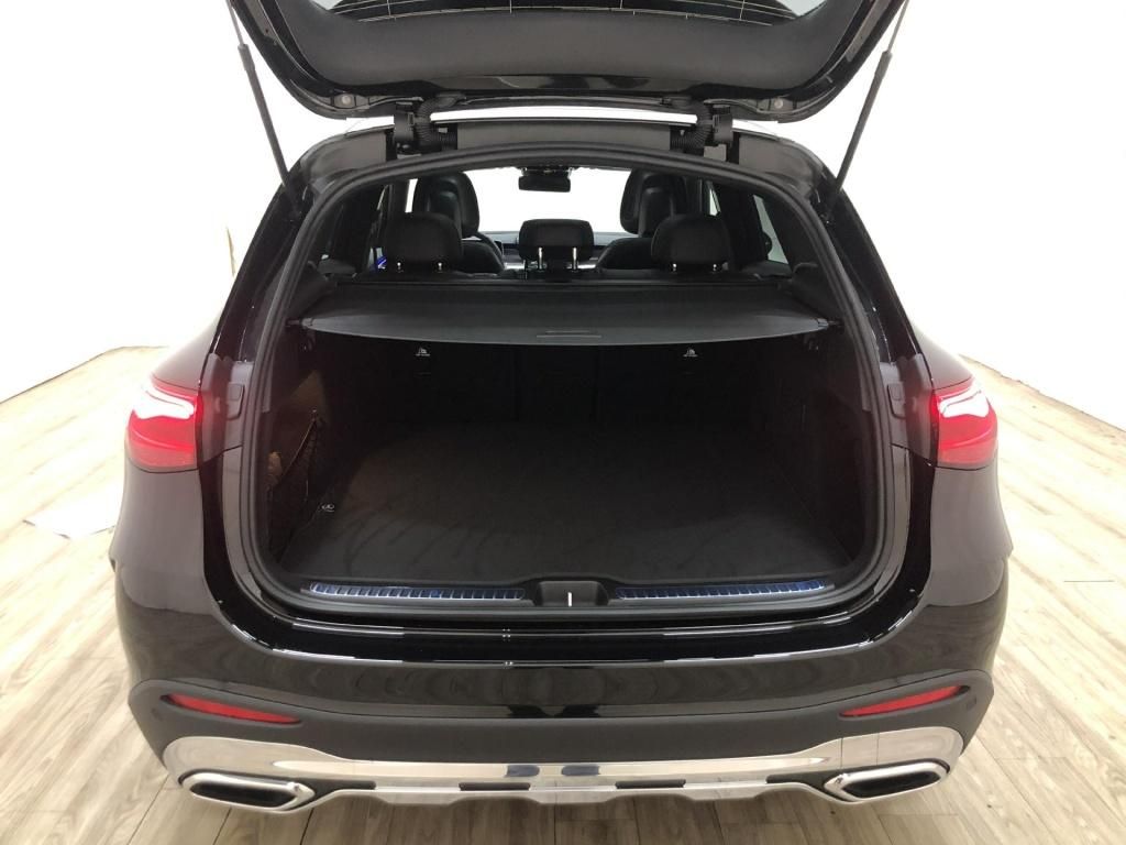 Mercedes-Benz GLC 300 d 4MATIC AMG+ILS+MBUX+AHK+Pano+SHD+Wide