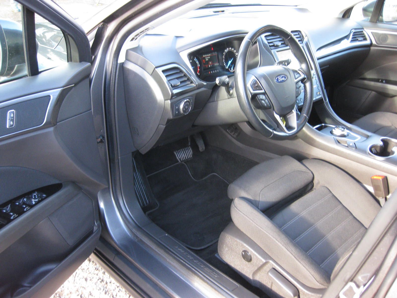 Ford Mondeo Turnier - Samsaru's Car Outlet