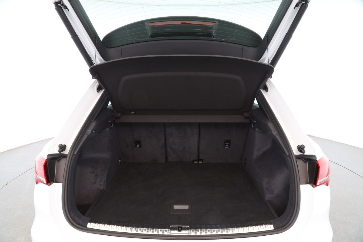 Audi Q3 35 TDI quattro S tronic S line - Samsaru's Car Outlet