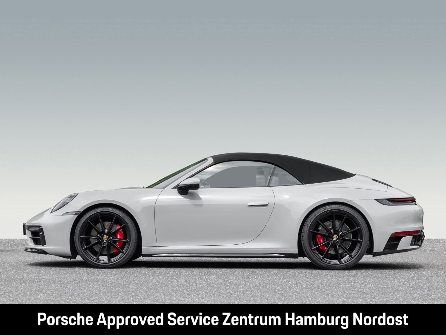 Porsche 992 (911) Carrera 4S Cabriolet Sportabgas BOSE