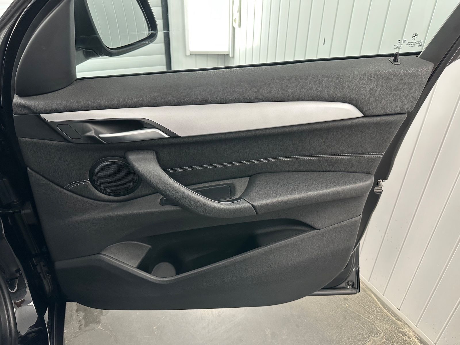 BMW X1 xDrive 25 e Hybrid - Samsaru's Car Outlet