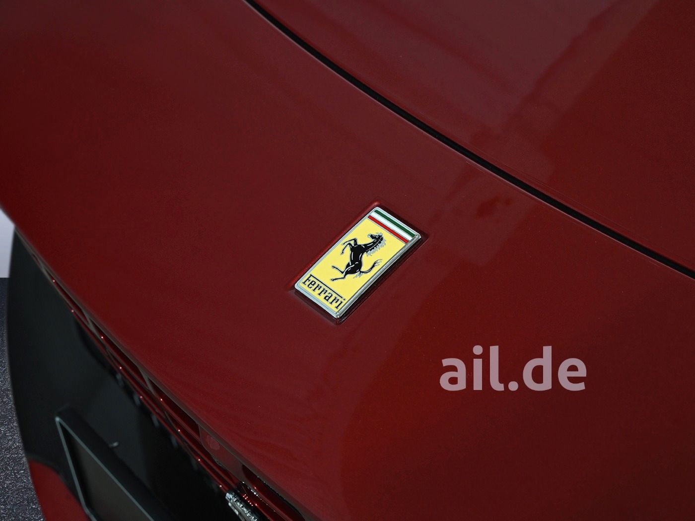Ferrari Roma Rosso Fiorano CarbonPaket AppleCarplay