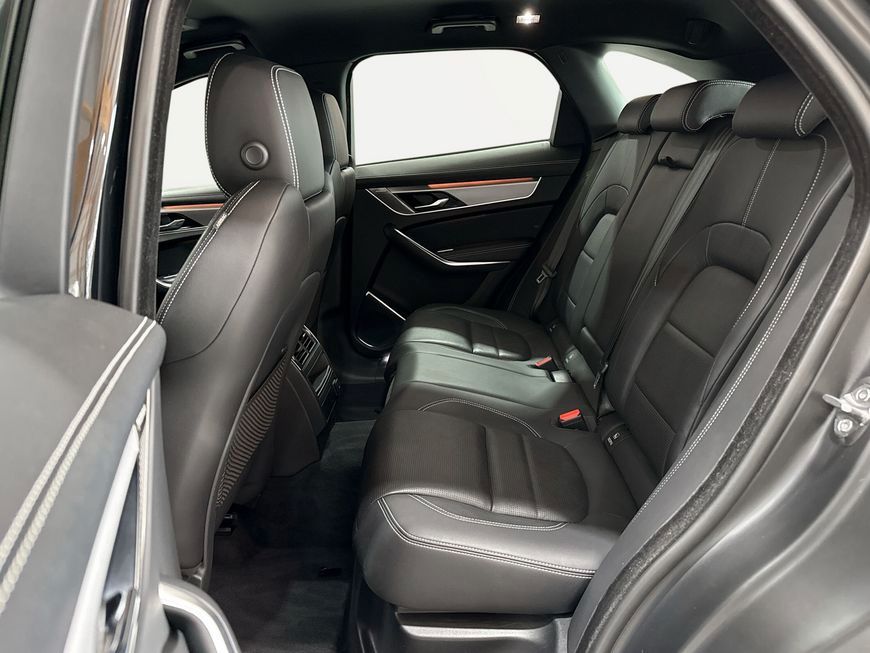 Jaguar F-Pace D300 AWD R-Dynamic SE