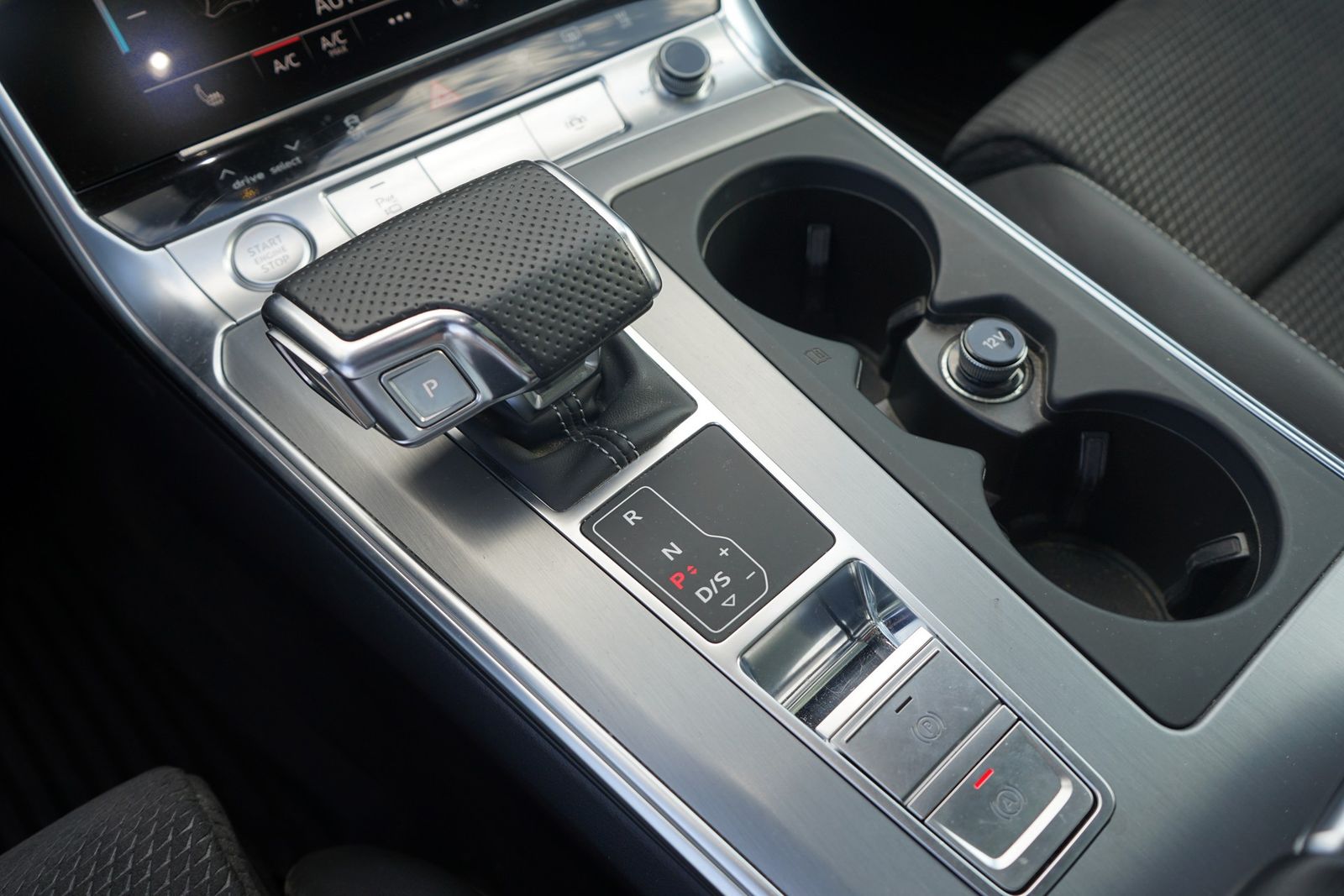 Audi A6 50 3.0 TDI quattro Avant S-line - Samsaru's Car Outlet