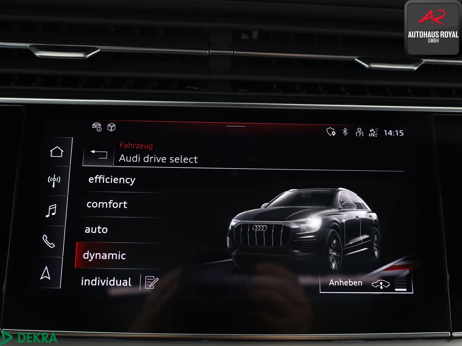 Audi Q8 55 TFSI qu 3x S Line MASSAGE,S-SITZE,B+O,AHK