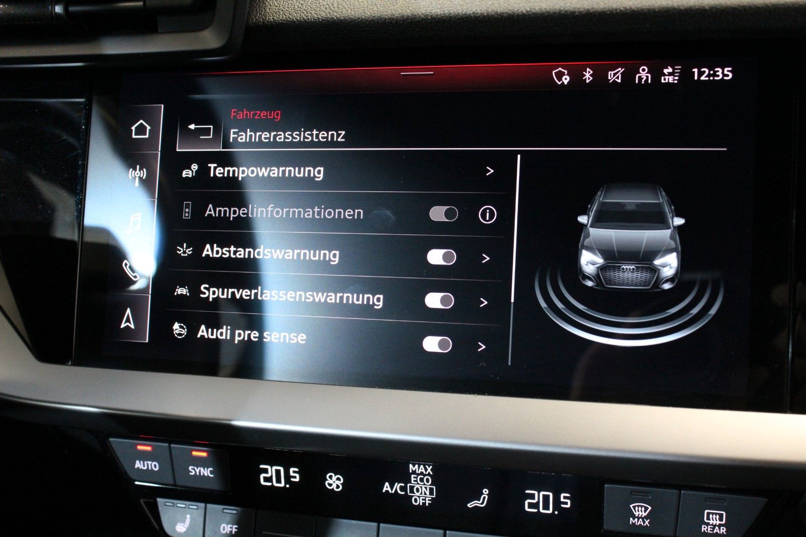 Audi A3*Limousine*30 TFSI*Advanced*Automatik*LED*Navi