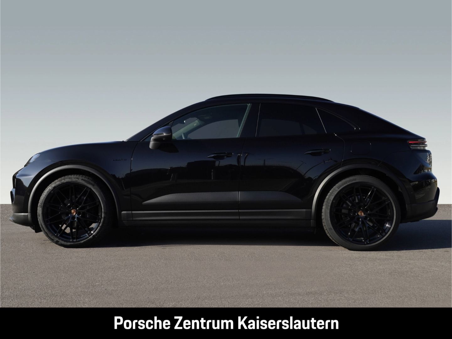 Porsche Macan 4 BOSE Luftfederung Rückfahrkamera LED