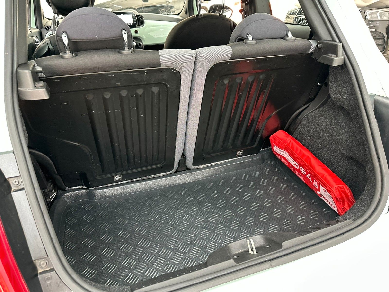 Fiat 500 Lounge - Samsaru's Car Outlet