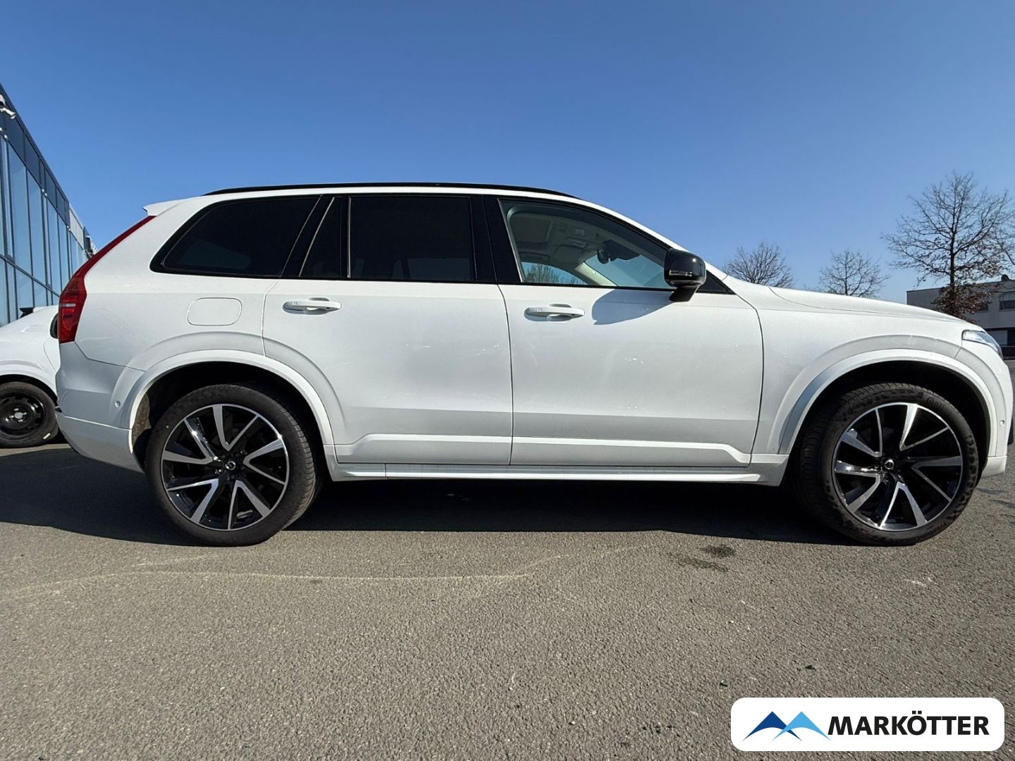 Volvo XC90 B5 AWD Ultimate Dark 7-Sitz. AHK/ACC/360°