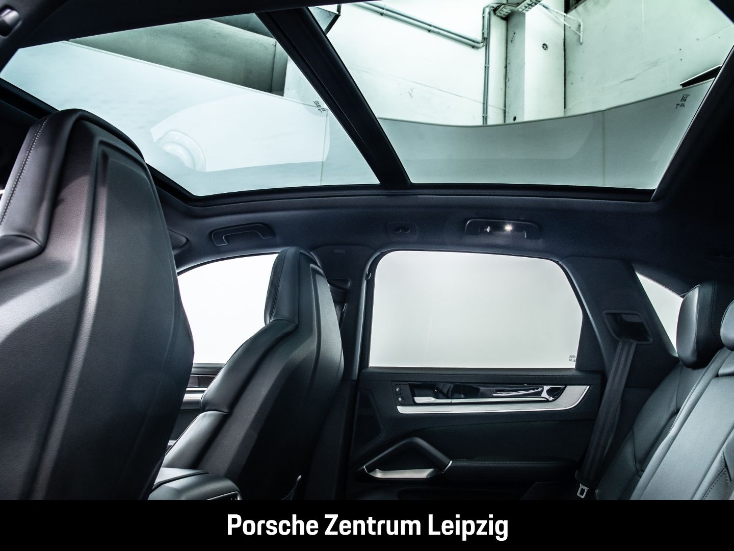 Porsche Cayenne S E-Hybrid SportDesign Sportabgas InnoDr