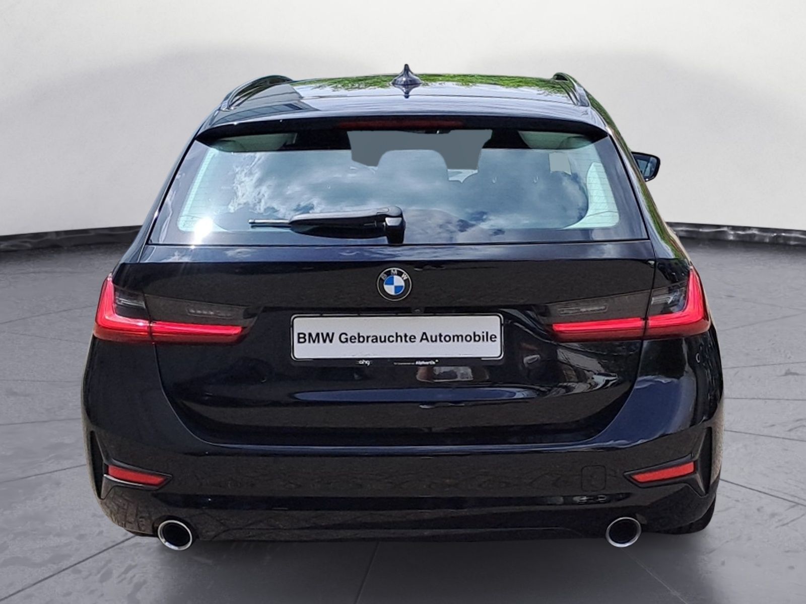 BMW 320d xDrive Touring Sport Line - Samsaru's Car Outlet