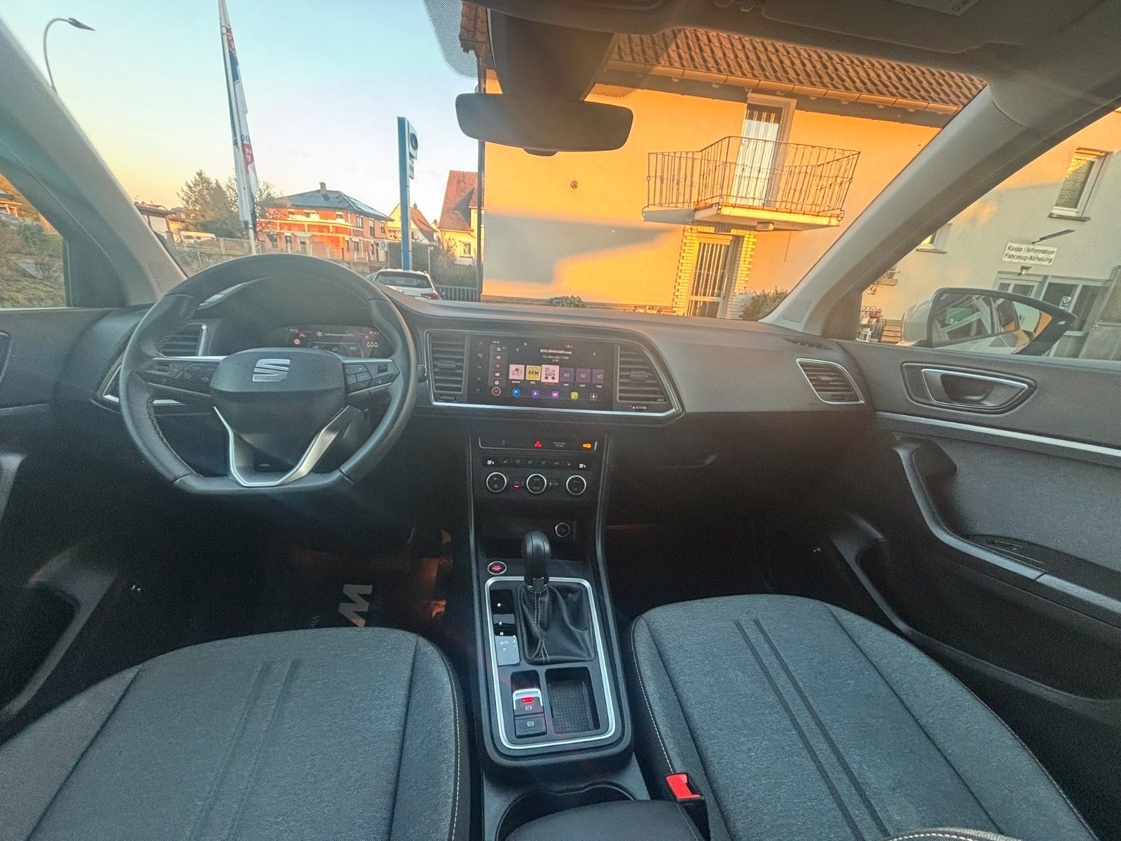 Seat Ateca Style*DSG*KAM*AHK*NAV*BEATS*CARPLAY*LED