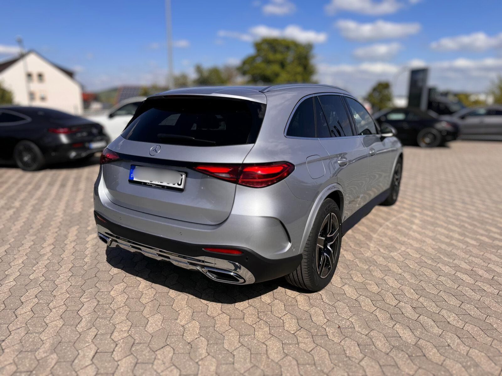 Mercedes-Benz GLC 200 4M - Samsaru's Car Outlet