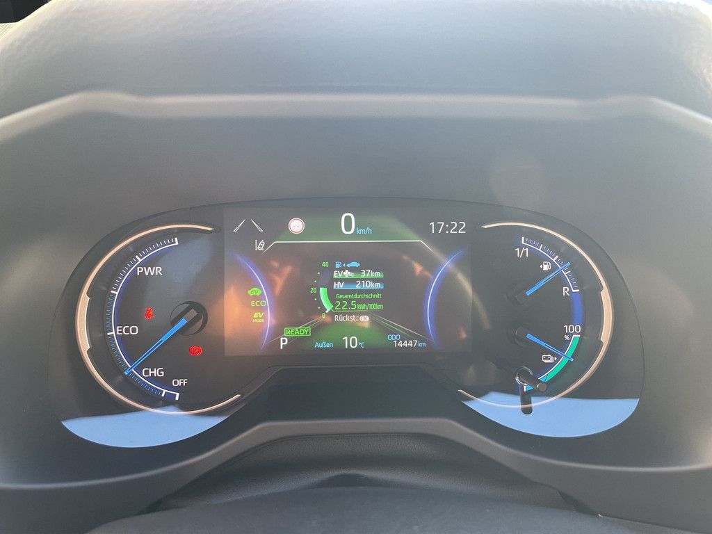 Toyota RAV4 2.5 VVT-i Plug-in - Samsaru's Car Outlet