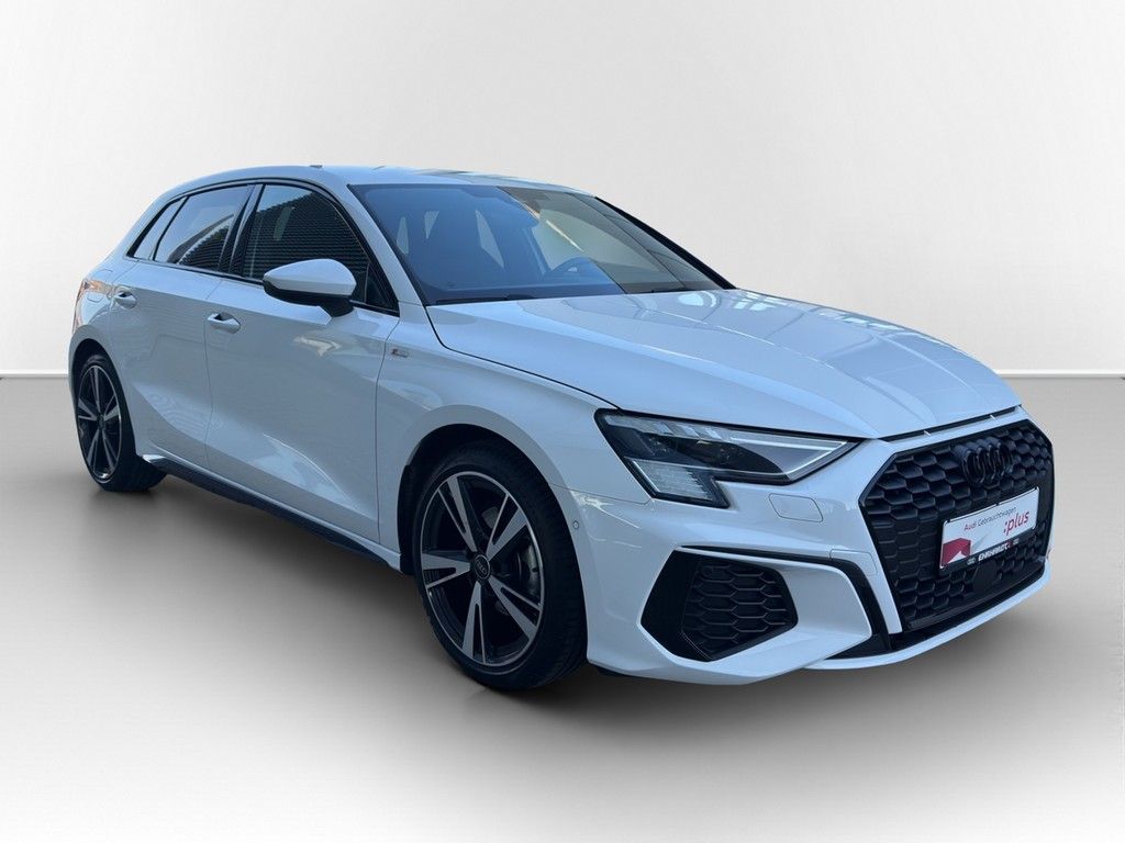 Audi A3 Sportback 35 TFSI S tronic S line MATRIX*NAV*