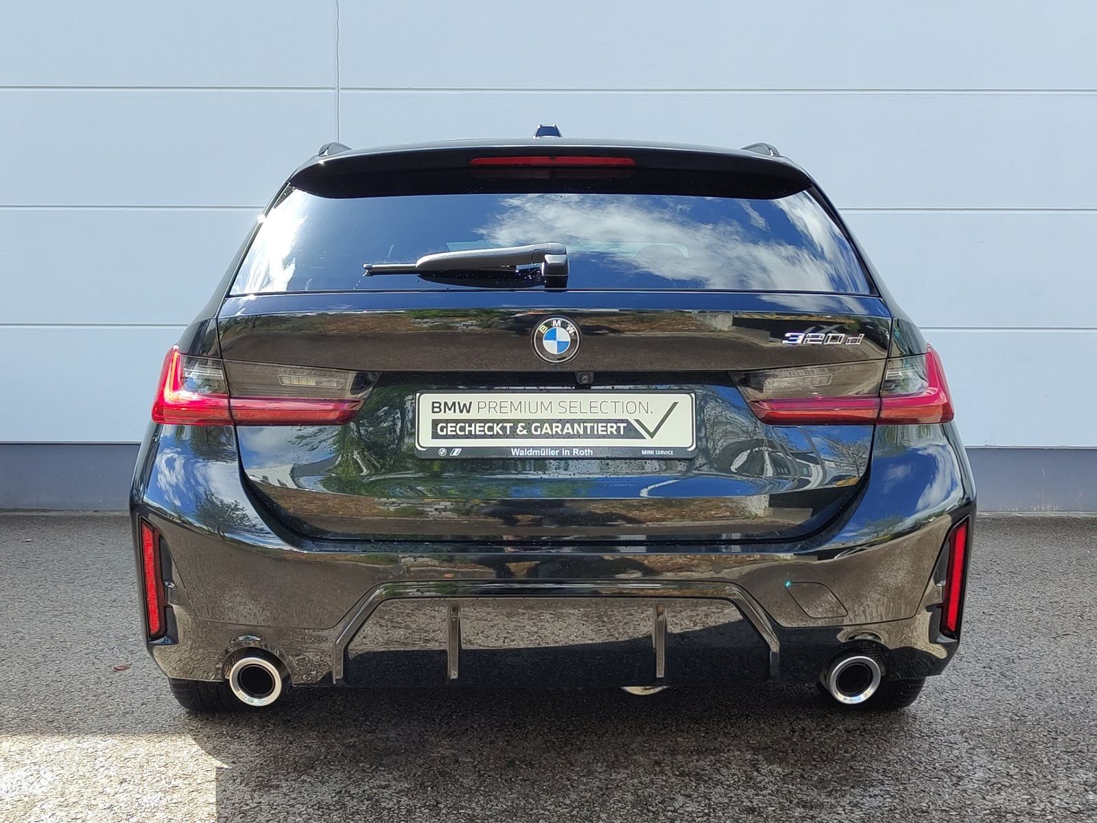 BMW 320d Touring M Sportpaket - Samsaru's Car Outlet
