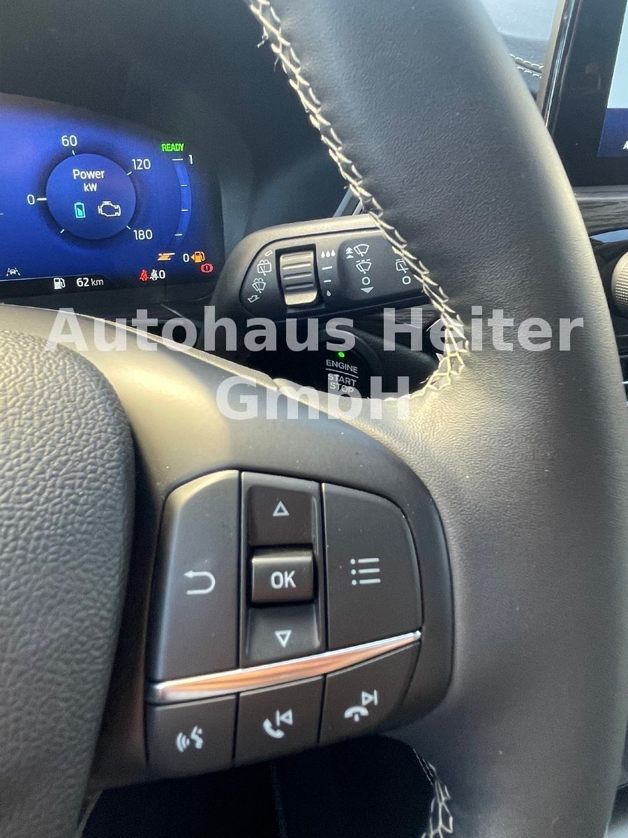 Ford Kuga FHEV Allrad Vignale - Samsaru's Car Outlet