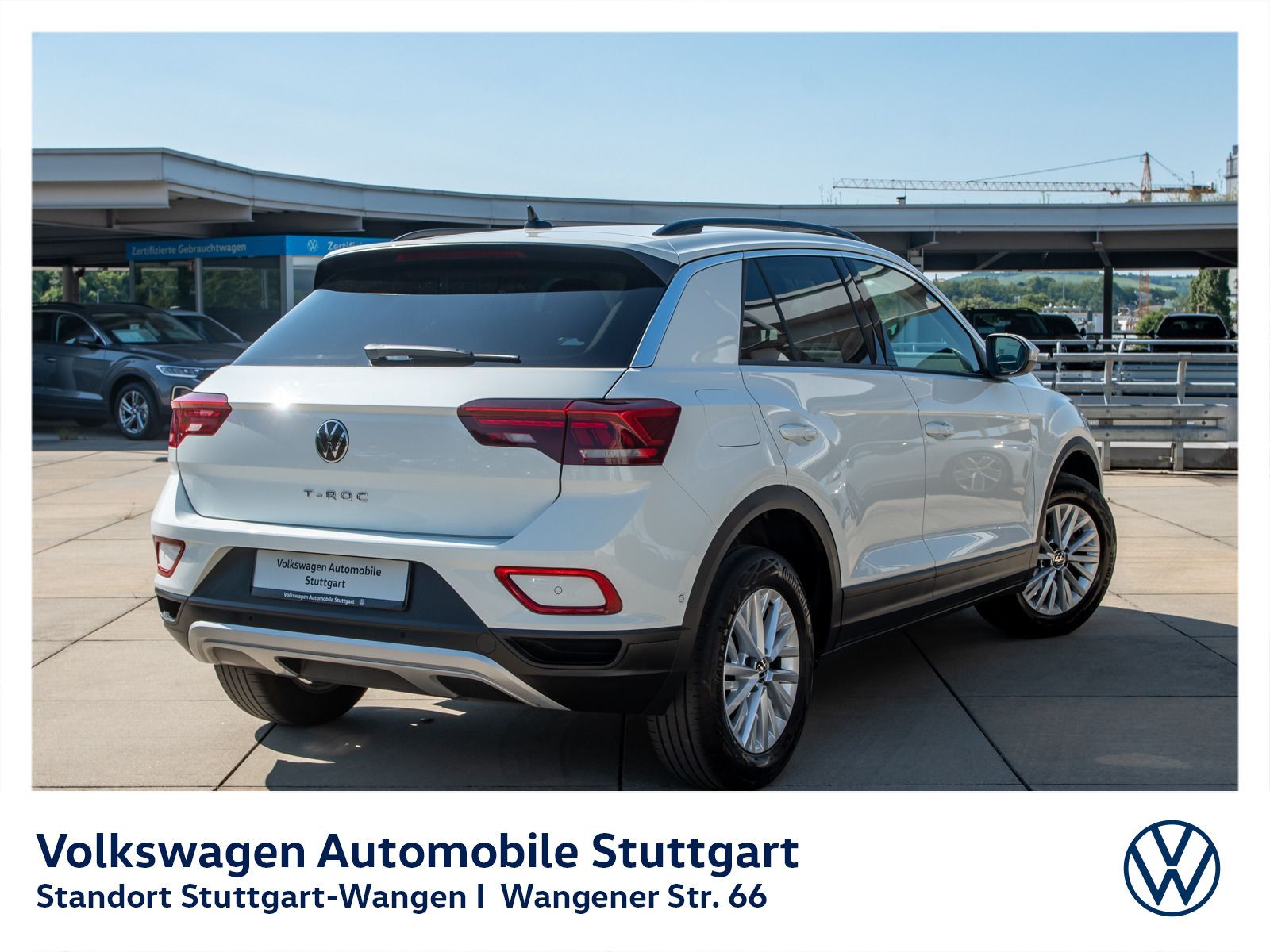 Volkswagen T-Roc Life 1.5 TSI DSG - Samsaru's Car Outlet