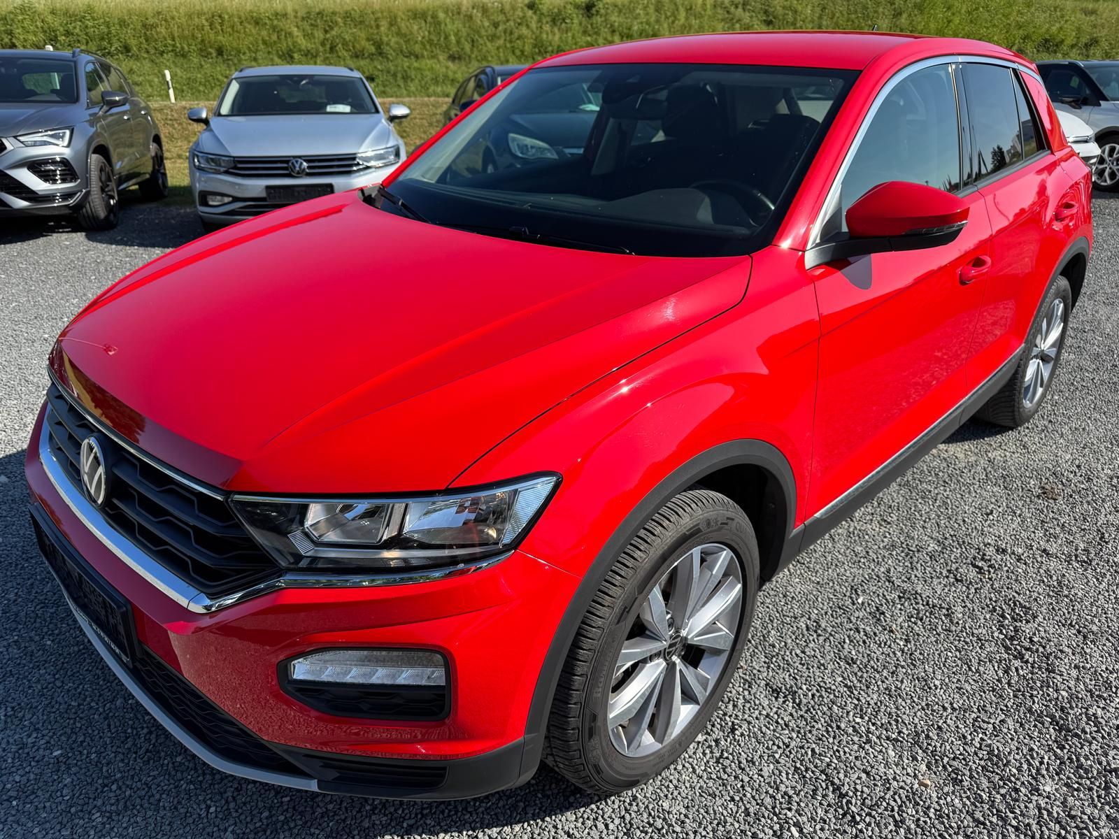 Volkswagen T-Roc 2.0 TDI Style - Samsaru's Car Outlet
