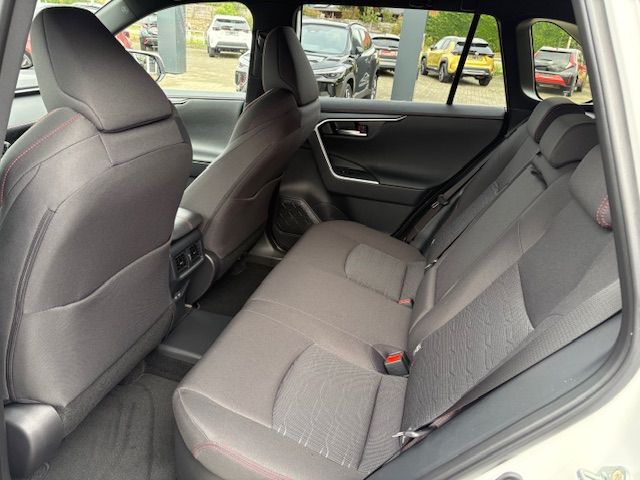 Toyota RAV 4 Plug-in-Hybrid Teamplayer Allwetter