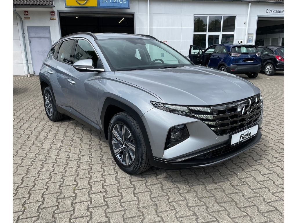 Hyundai Tucson Select Hybrid 2WD - Samsaru's Car Outlet
